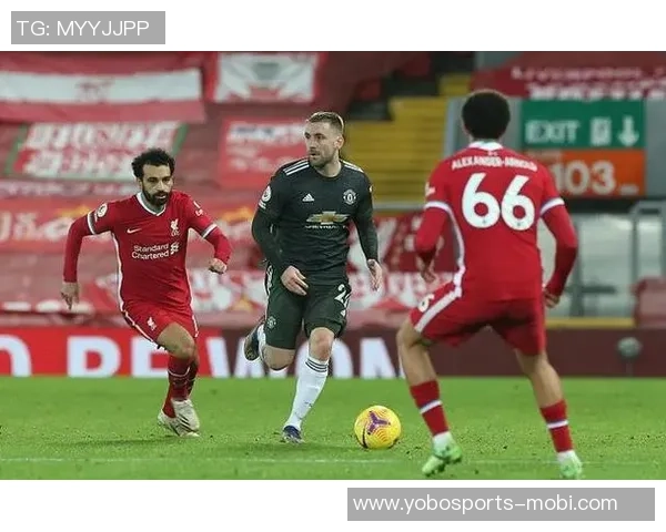 曼晚分析尼科挑战罗德里位置需理解与支持的复杂性